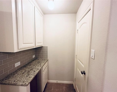 4712 El Paso Street - Photo Thumbnail 18