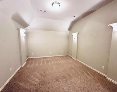 4712 El Paso Street - Photo Thumbnail 19