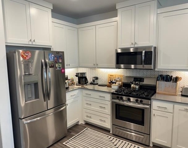 4429 Union Street - Photo Thumbnail 2