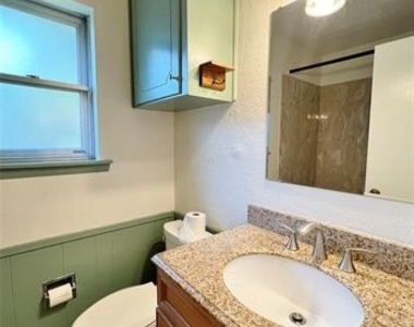 1209 Irwin Drive - Photo Thumbnail 10