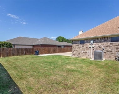 5500 Ledgestone Drive - Photo Thumbnail 24