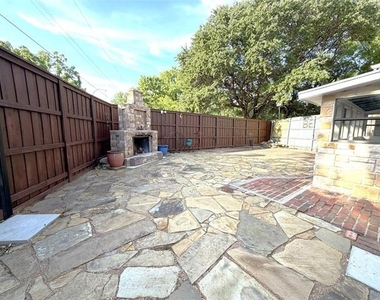 1725 Ashland Avenue - Photo Thumbnail 14