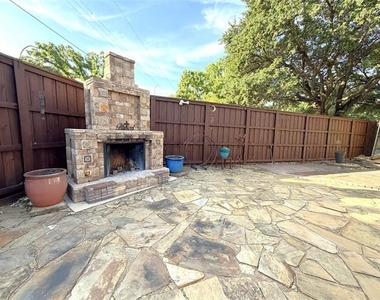 1725 Ashland Avenue - Photo Thumbnail 16