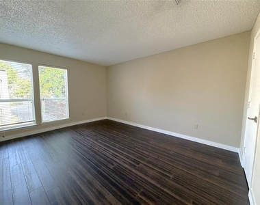1725 Ashland Avenue - Photo Thumbnail 18