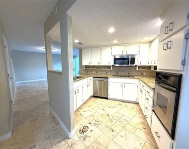 1725 Ashland Avenue - Photo Thumbnail 2
