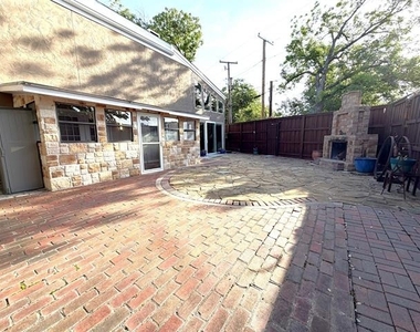 1725 Ashland Avenue - Photo Thumbnail 12
