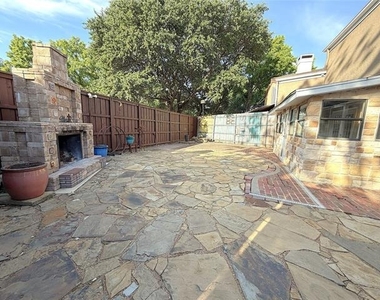1725 Ashland Avenue - Photo Thumbnail 15