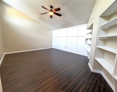 1725 Ashland Avenue - Photo Thumbnail 22
