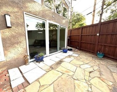 1725 Ashland Avenue - Photo Thumbnail 13