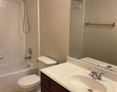 4520 White Rock Lane - Photo Thumbnail 20
