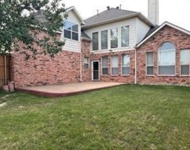 4520 White Rock Lane - Photo Thumbnail 21