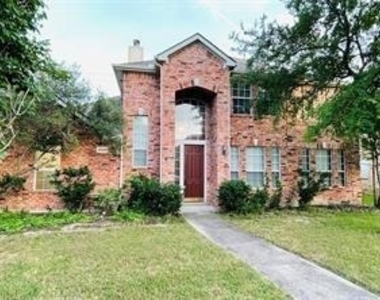 4520 White Rock Lane - Photo Thumbnail 1
