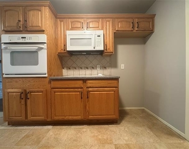 6224 Wheaton Drive - Photo Thumbnail 1