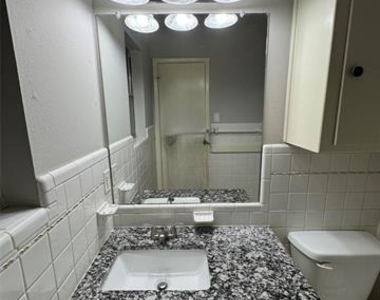 6224 Wheaton Drive - Photo Thumbnail 9
