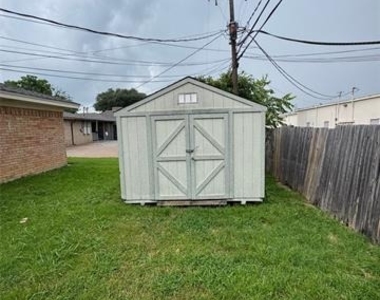 6224 Wheaton Drive - Photo Thumbnail 13