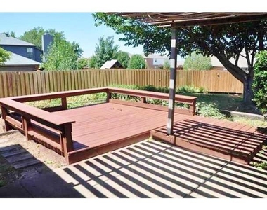 4429 Seville Lane - Photo Thumbnail 14