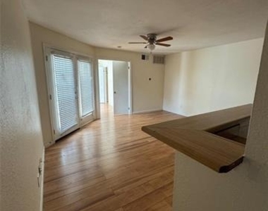 9801 Walnut Street - Photo Thumbnail 3