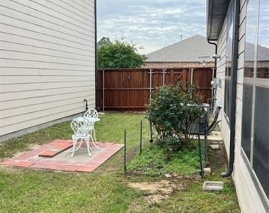 4275 Curtiss Drive - Photo Thumbnail 38
