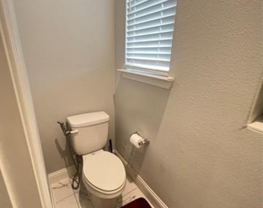 4275 Curtiss Drive - Photo Thumbnail 12