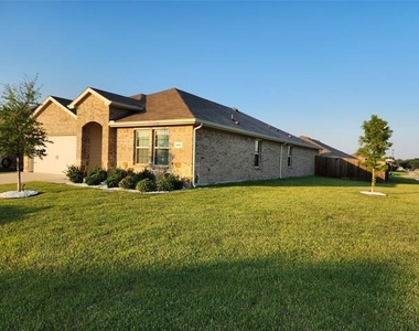 100 Stovall Lane - Photo Thumbnail 17