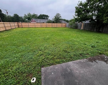 315 College Avenue - Photo Thumbnail 27
