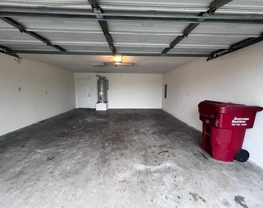 315 College Avenue - Photo Thumbnail 30