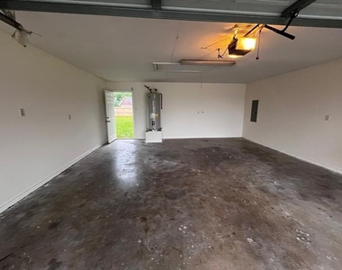 315 College Avenue - Photo Thumbnail 31