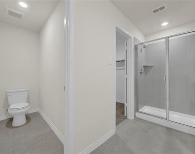 2044 Hearn Drive - Photo Thumbnail 18