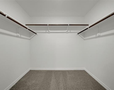 2044 Hearn Drive - Photo Thumbnail 19