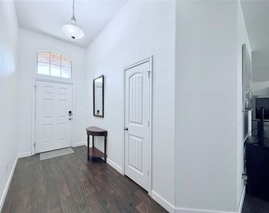520 Cantebury Park Lane - Photo Thumbnail 4
