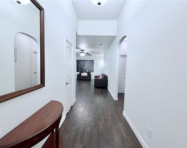 520 Cantebury Park Lane - Photo Thumbnail 5