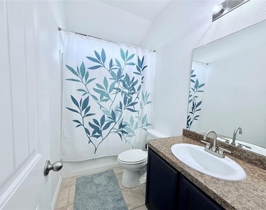 520 Cantebury Park Lane - Photo Thumbnail 15