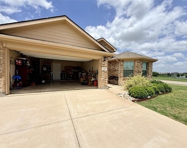 520 Cantebury Park Lane - Photo Thumbnail 26