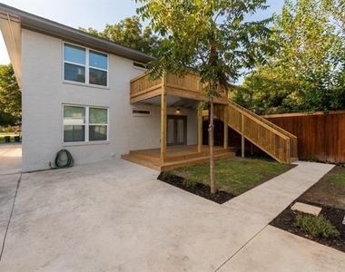4512 Victor Street - Photo Thumbnail 38