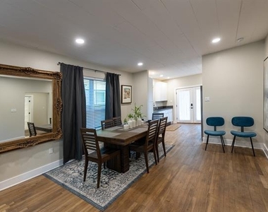 4512 Victor Street - Photo Thumbnail 8