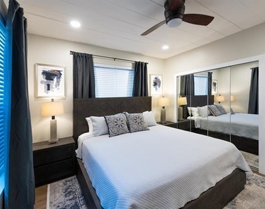 4512 Victor Street - Photo Thumbnail 20