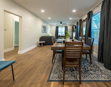 4512 Victor Street - Photo Thumbnail 15