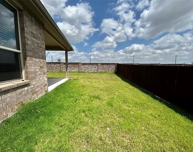 16028 Bronte Lane - Photo Thumbnail 29
