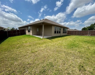 16028 Bronte Lane - Photo Thumbnail 26