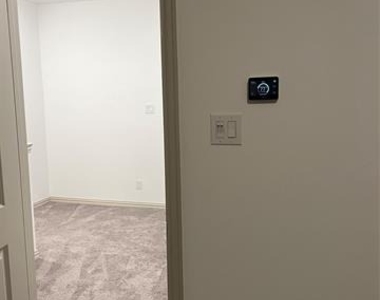 6041 Roper Road - Photo Thumbnail 20