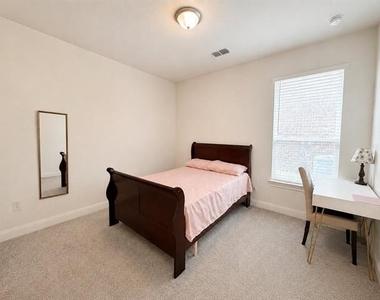 3598 Furrow Road - Photo Thumbnail 9