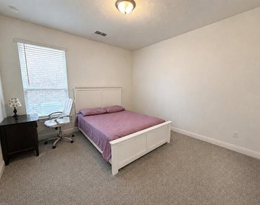 3598 Furrow Road - Photo Thumbnail 11