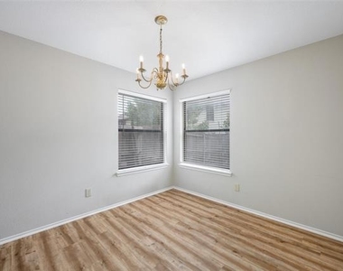 3404 Napolean Court - Photo Thumbnail 8