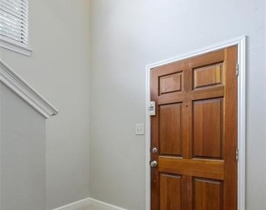 3404 Napolean Court - Photo Thumbnail 2