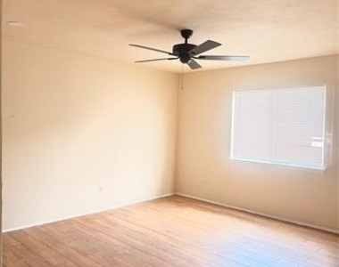 7327 Cave Drive - Photo Thumbnail 9