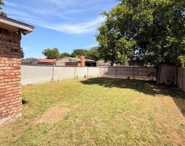 7327 Cave Drive - Photo Thumbnail 6