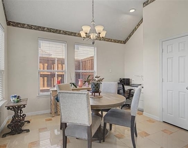 3609 Bonita - Photo Thumbnail 18