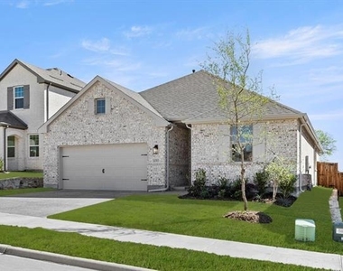 4303 Crossvine Lane - Photo Thumbnail 1