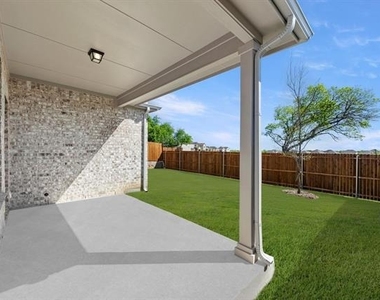 4303 Crossvine Lane - Photo Thumbnail 22