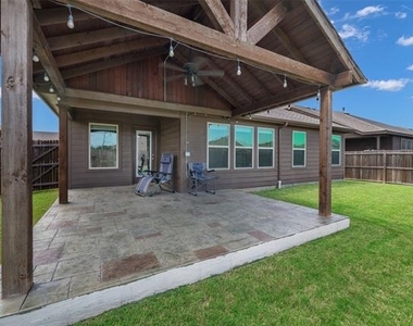 4008 Spur Trail Drive - Photo Thumbnail 17